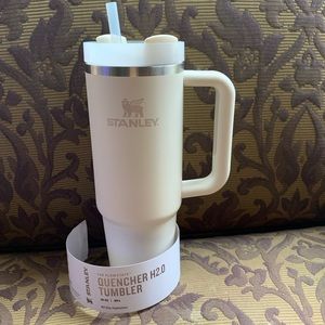 Stanley 30oz Tumbler Cream NWOT